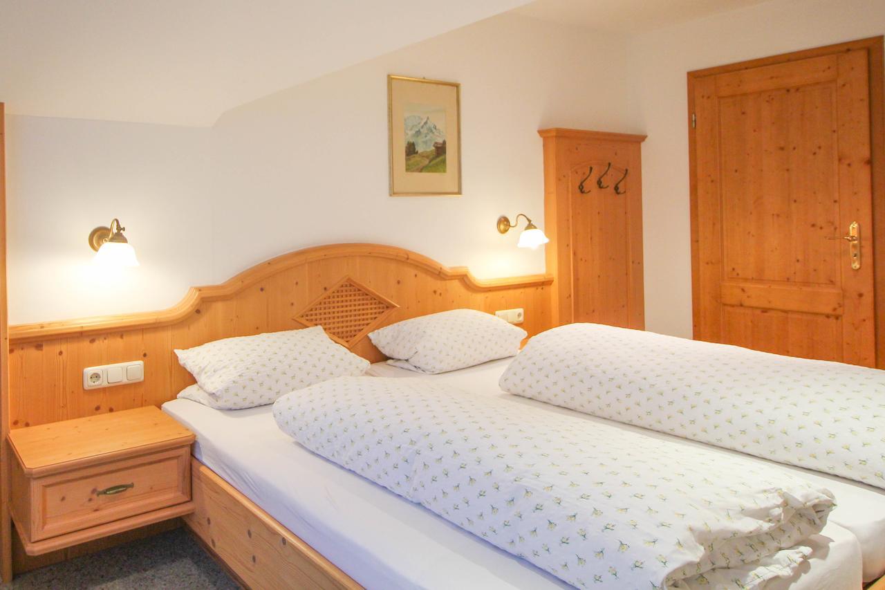 Apartments- Und Ferienhaus Anton Garmisch-Partenkirchen Eksteriør billede