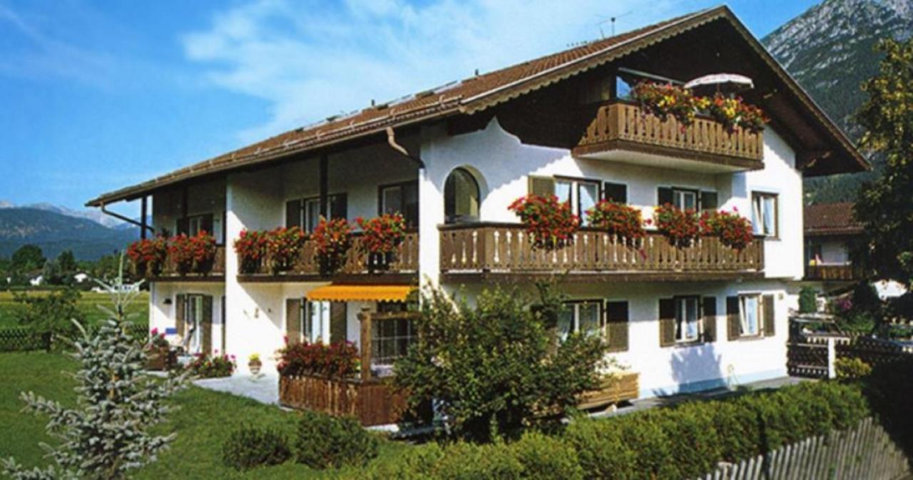 Apartments- Und Ferienhaus Anton Garmisch-Partenkirchen Eksteriør billede